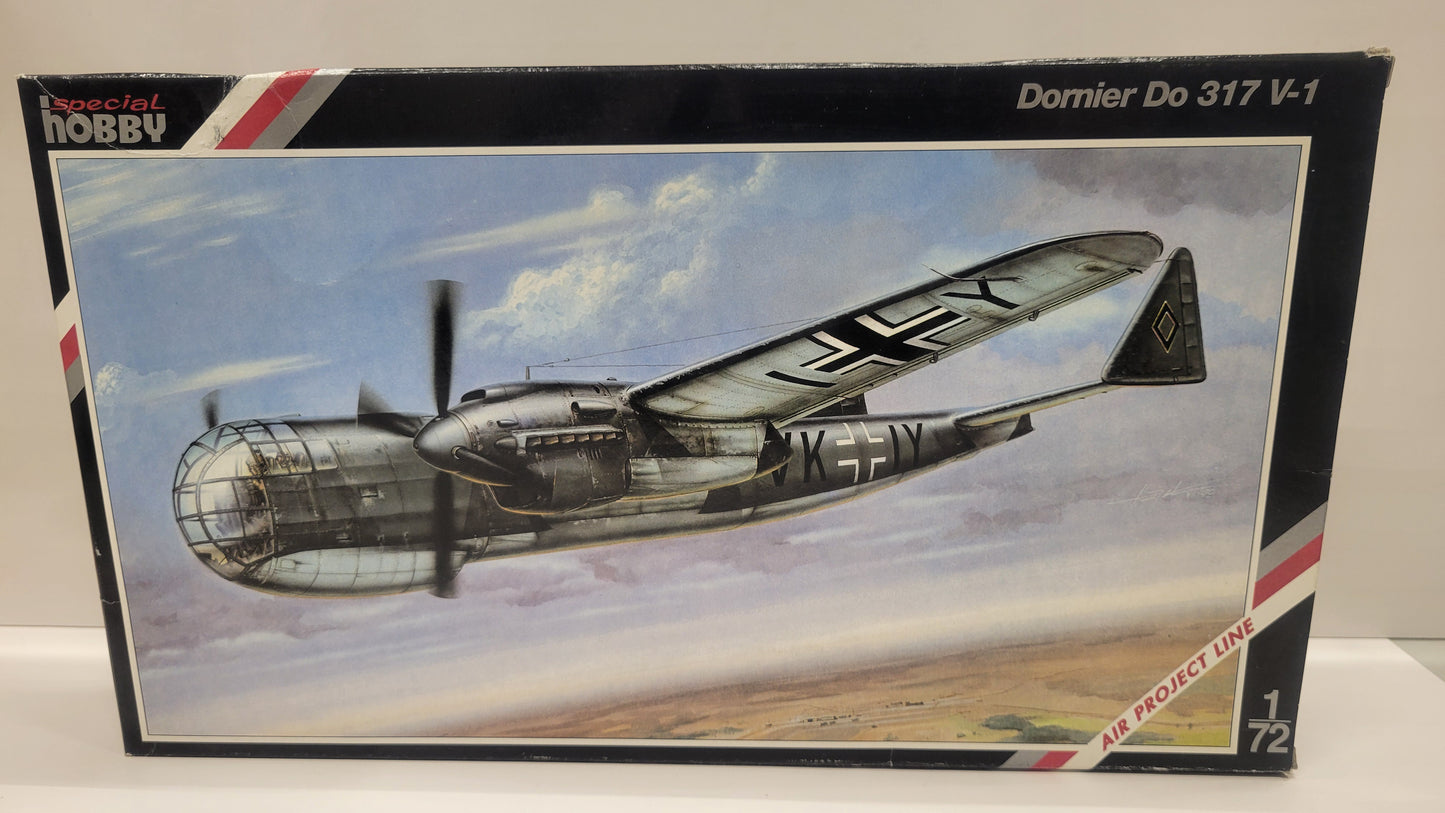 (Pre Owned) Dornier Do 317 v-1 1/72 scale by Special Hobby #72018