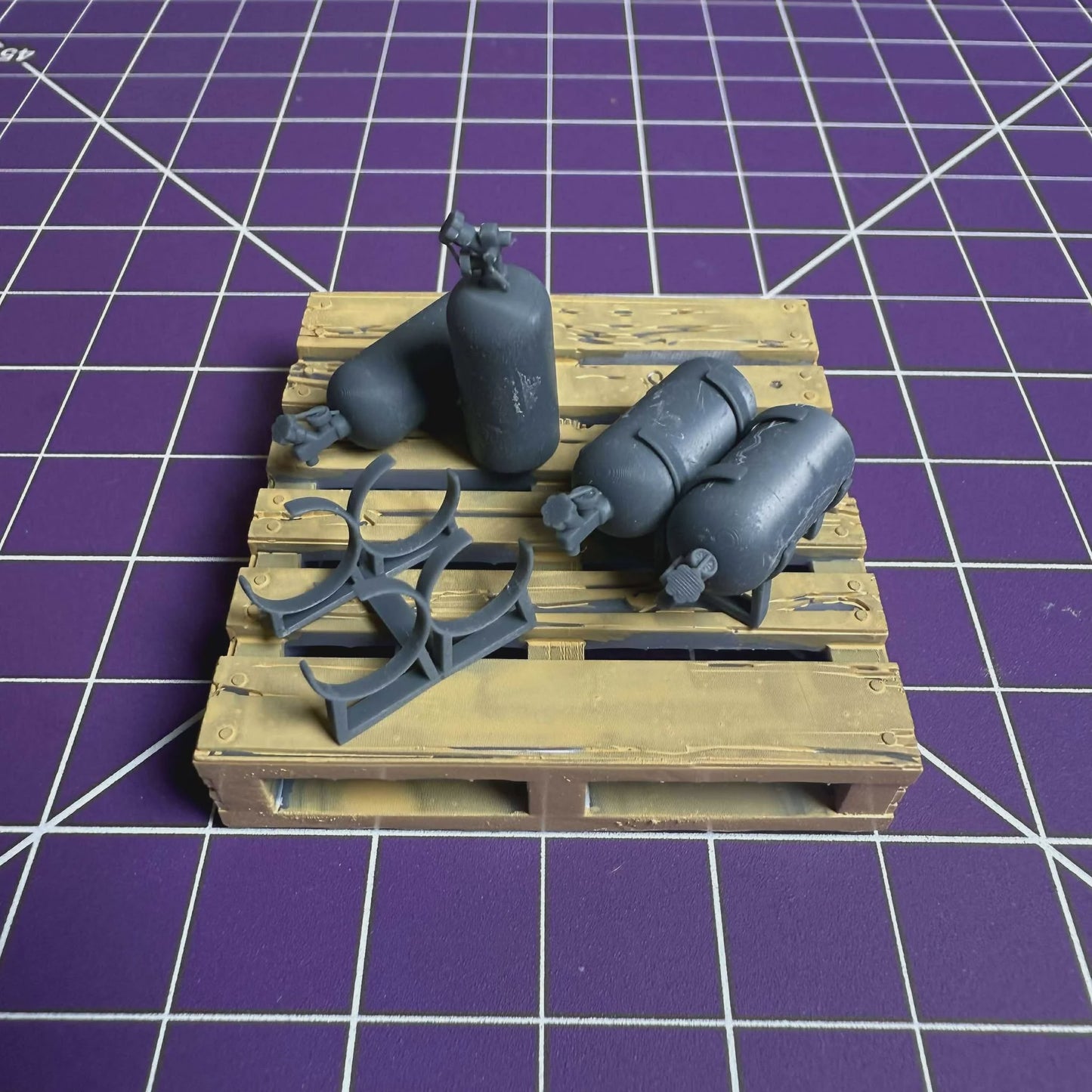 Model Maker's Accessory Kit 1/24 Billet Dual NOS Bottles with Mount