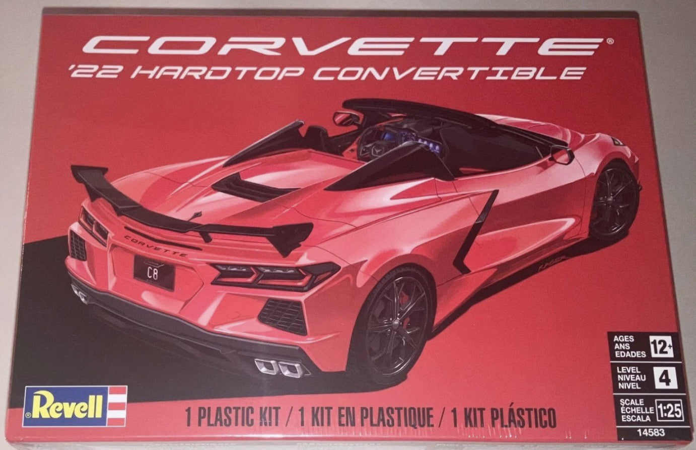 2022 Corvette Hardtop Covertable 1/25 #4583 by Revell