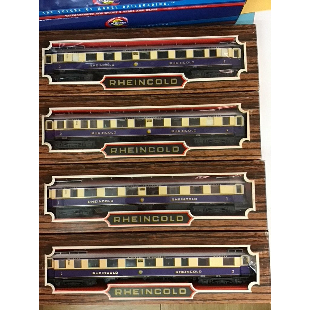 HO Scale Liliput Rheingold Passenger Cars (SALONWAGEN) Set of 4 (Preow