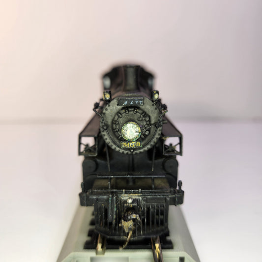 HO Scale 2-8-0 Locomotive Painted (Preowned)