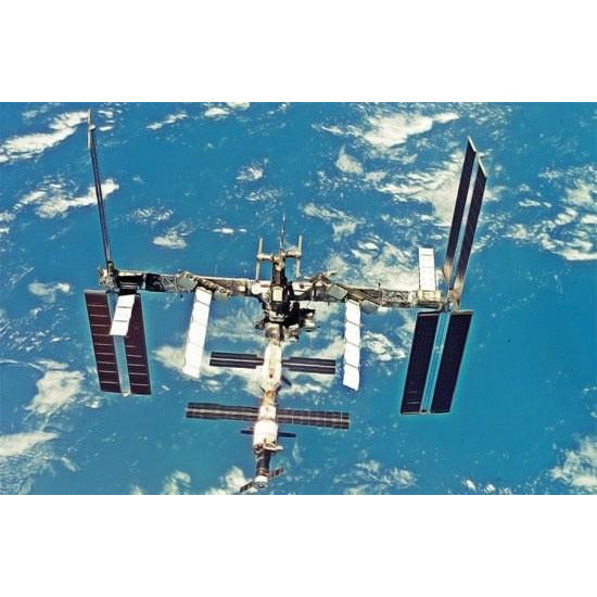 ISS International Space Station (Phase 2007) 1/400 by Dragon Models