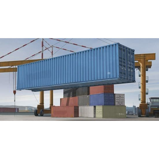40ft Container 1/35 #01030 by Trumpeter