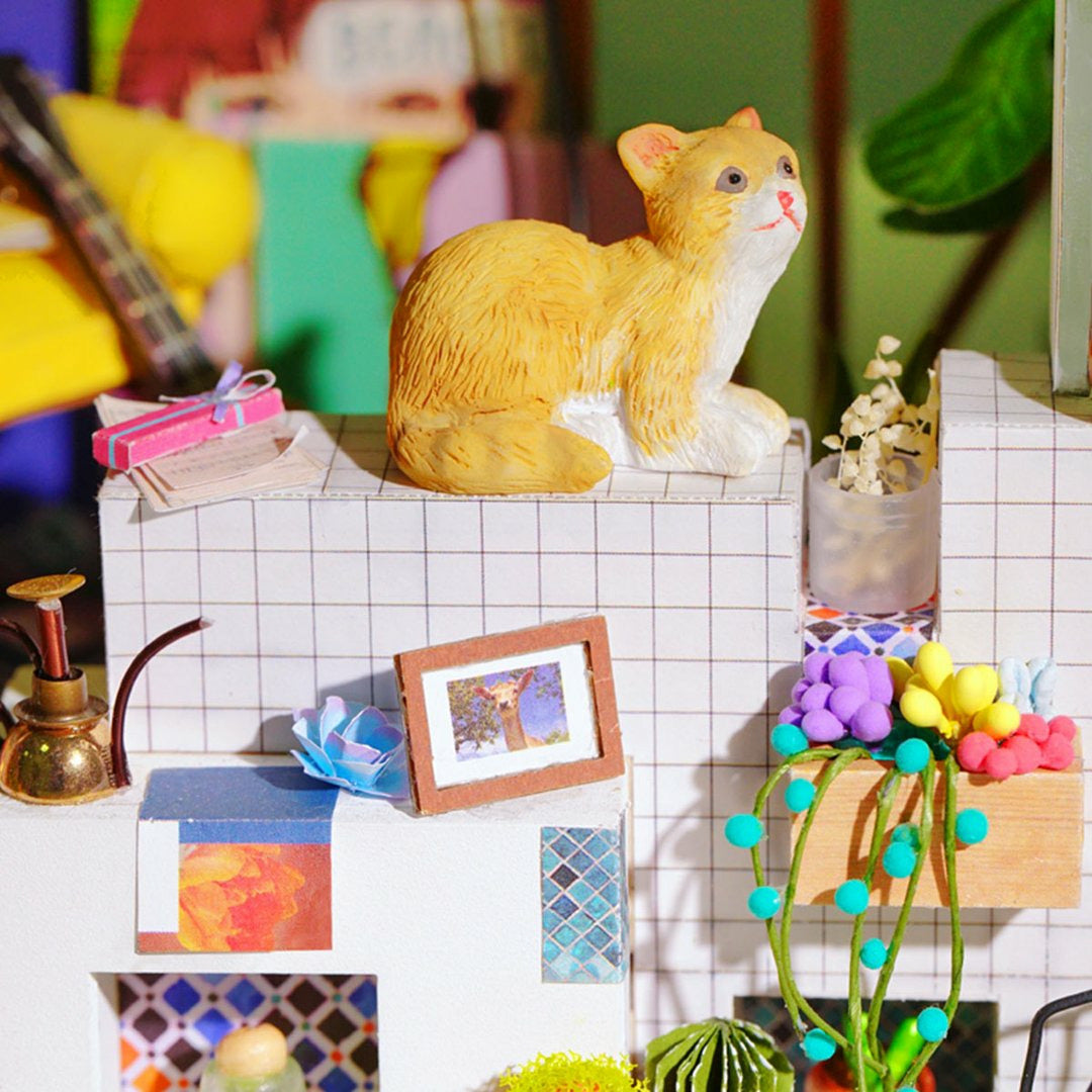 Lily's Porch - DIY House