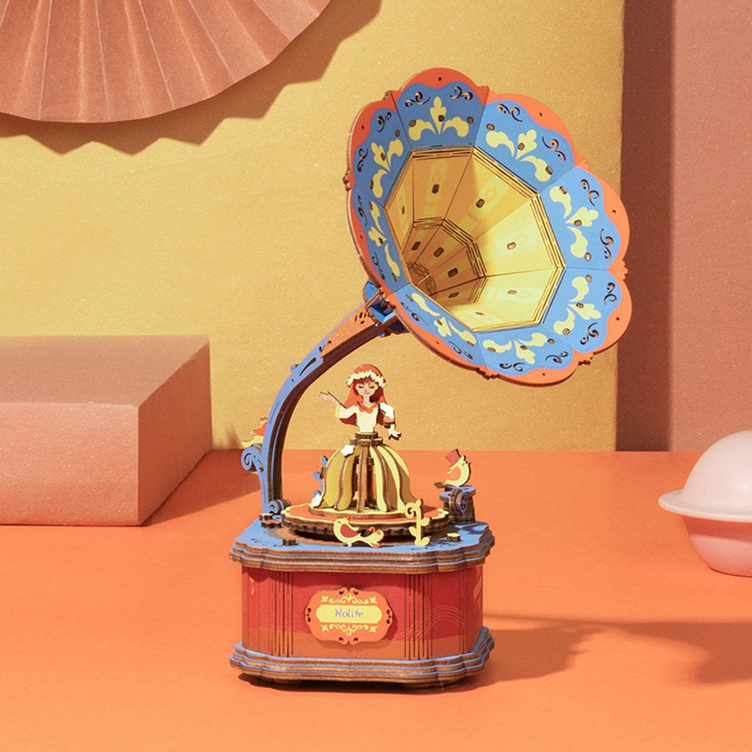 Vintage Gramophone Music Box - DIY House