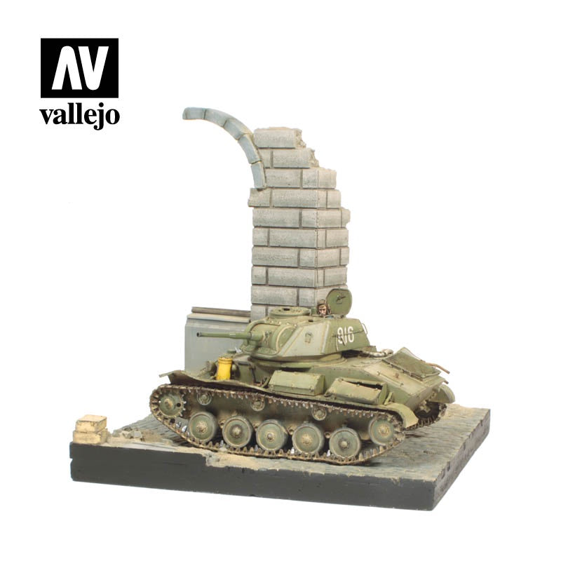 Vallejo 1/35 German Ruined Building 15.5x15.5CM SC003