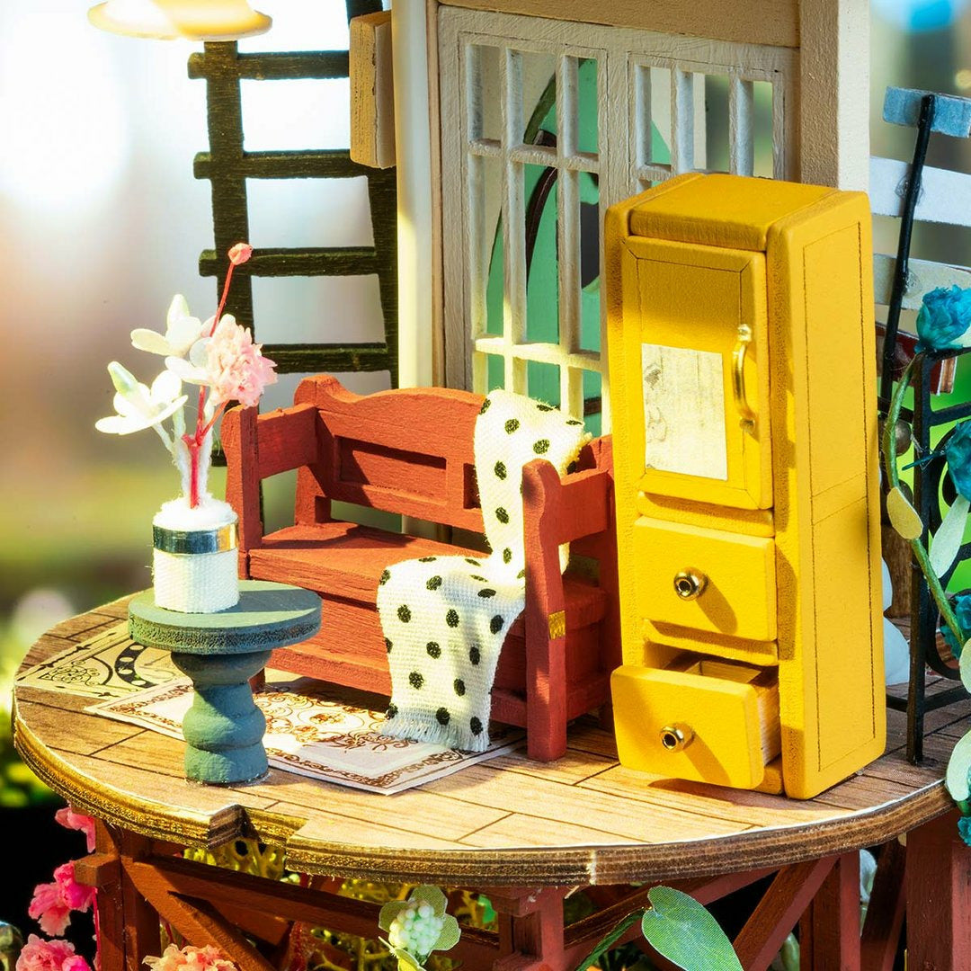 Domed Loft DIY Glass Dollhouse - Mysterious World Series