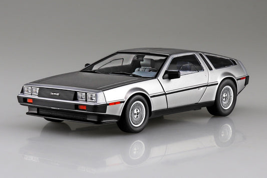 Super Car No.21 '82 Delorean Dmc-12 1/24 #06435 by Aoshima