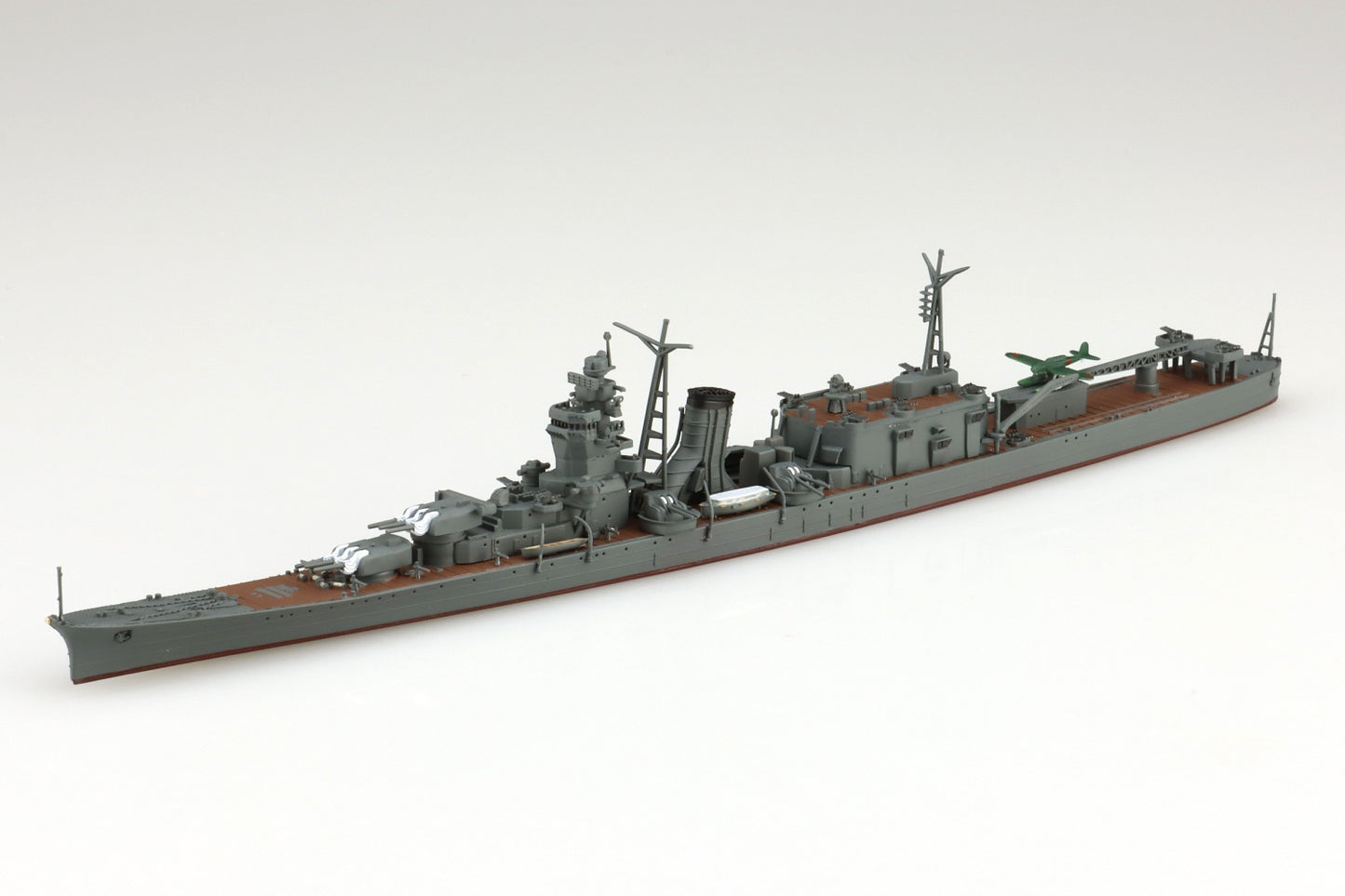 Japanese Navy Light Cruiser Oyodo 1/700 #06660 by Aoshima