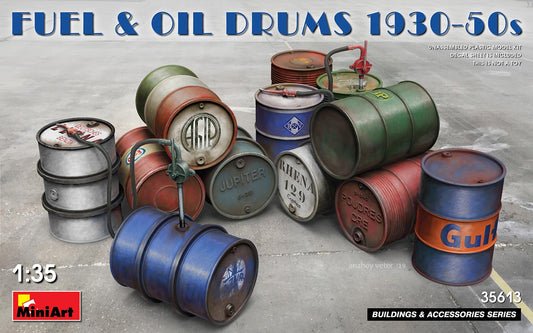 Fuel & Oil Drums 1930-50s 1/35 #35613 by MiniArt