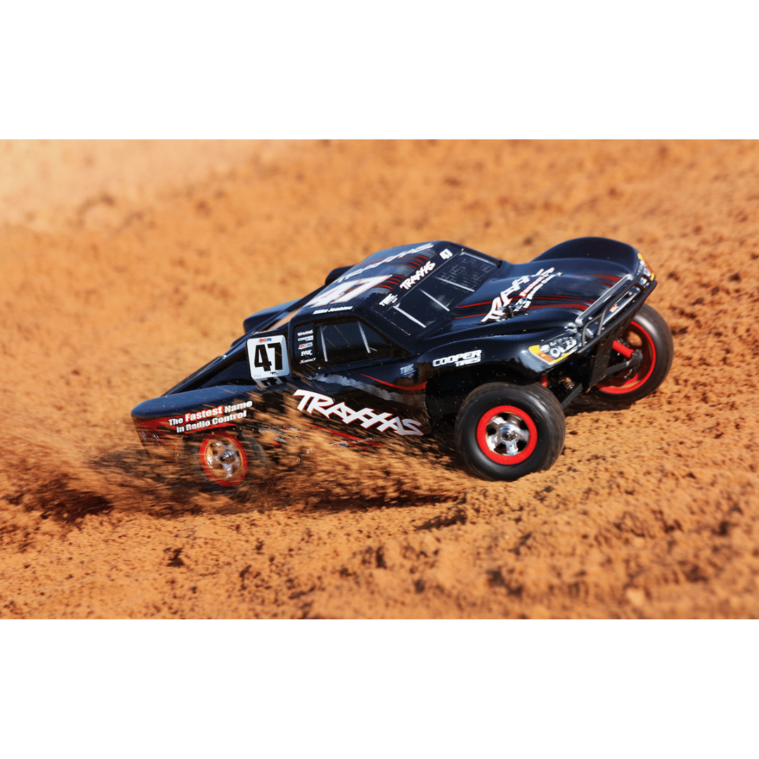 Traxxas Slash 4x4 1/16 4WD RTR Short Course Truck (Red) w/XL-2.5 ESC, TQ 2.4GHz Radio, Battery & USB-C Charger - Assorted Colours TRA70054-8