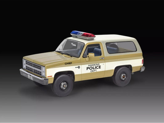 Jim Hoppers 1985K5 Blazer Stranger Things 1/25 #4558 by Revell