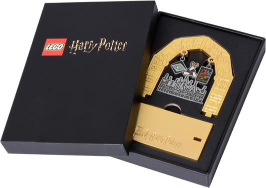 Lego Promotional: Hogsmeade Sign 5009867