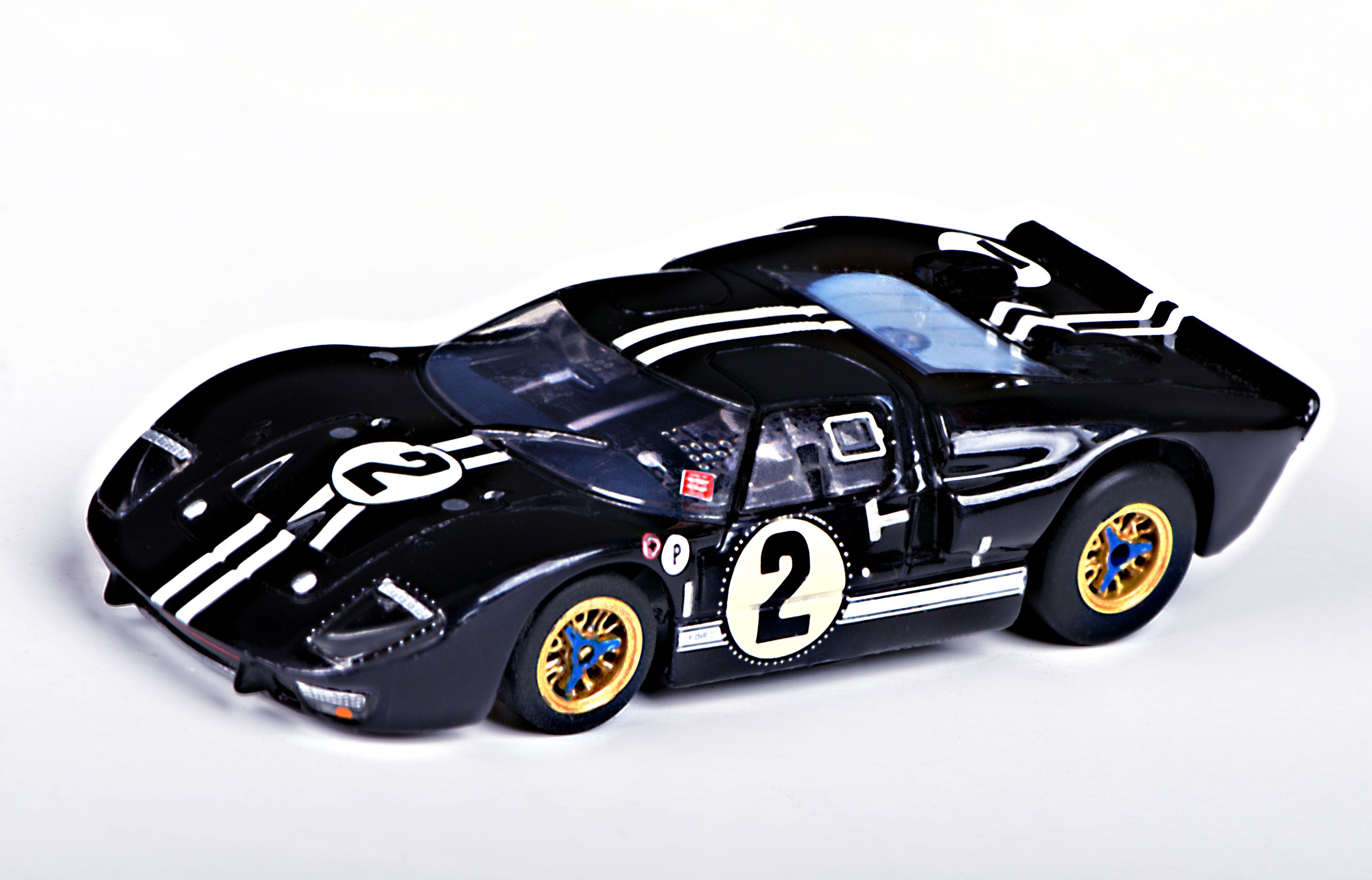 AFX Ford GT40 - Mark IIB #2 Sebring HO Scale Slot Car