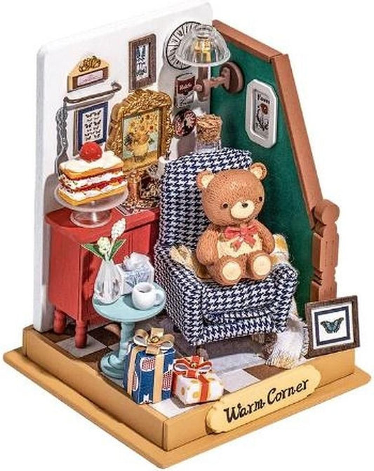 Rolife Holiday Living Room DIY Miniature Doll House - ROEDS028
