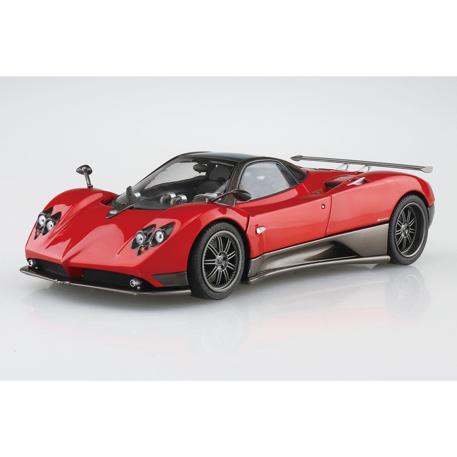 2005 Pagani Zonda F 1/24 #05603 by Aoshima