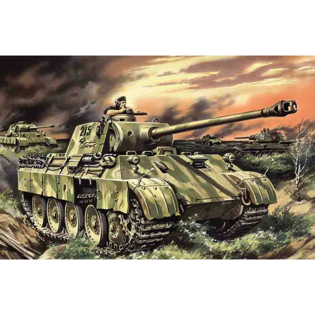 Pz.Kpfw.V Panther Ausf.D, WWII German Tank 1/35 #35361 by ICM