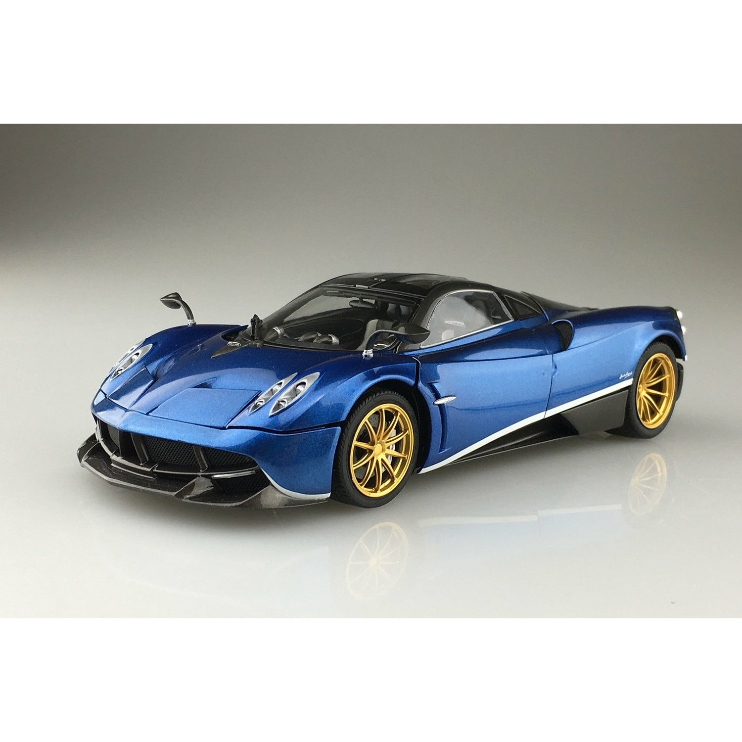 Pagani Huayra 16 Pacchetto Tempesta 1/24 #15 by Aoshima