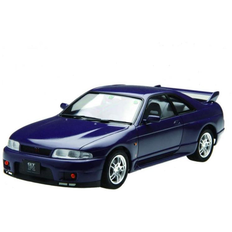 Nissan R33 Skyline GT-R V-Spec '95 1/24 Model Car Kit #046273 by Fujimi