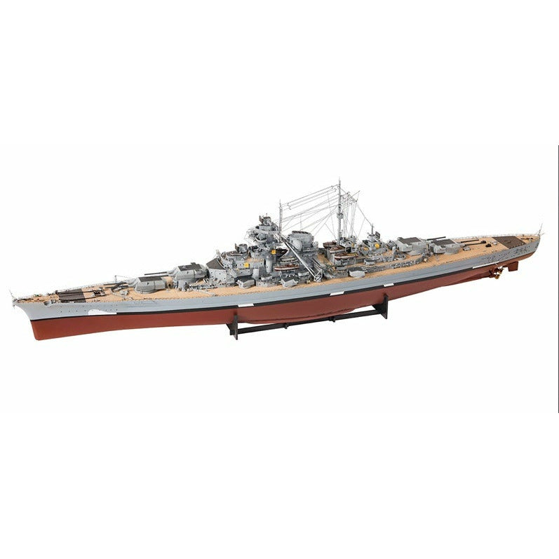 German Battleship Bismarck 1/200 by Amati