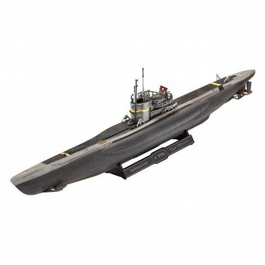 German Submarine Type VII C/41 1/350 Model Submarine Kit #5154 by Revell