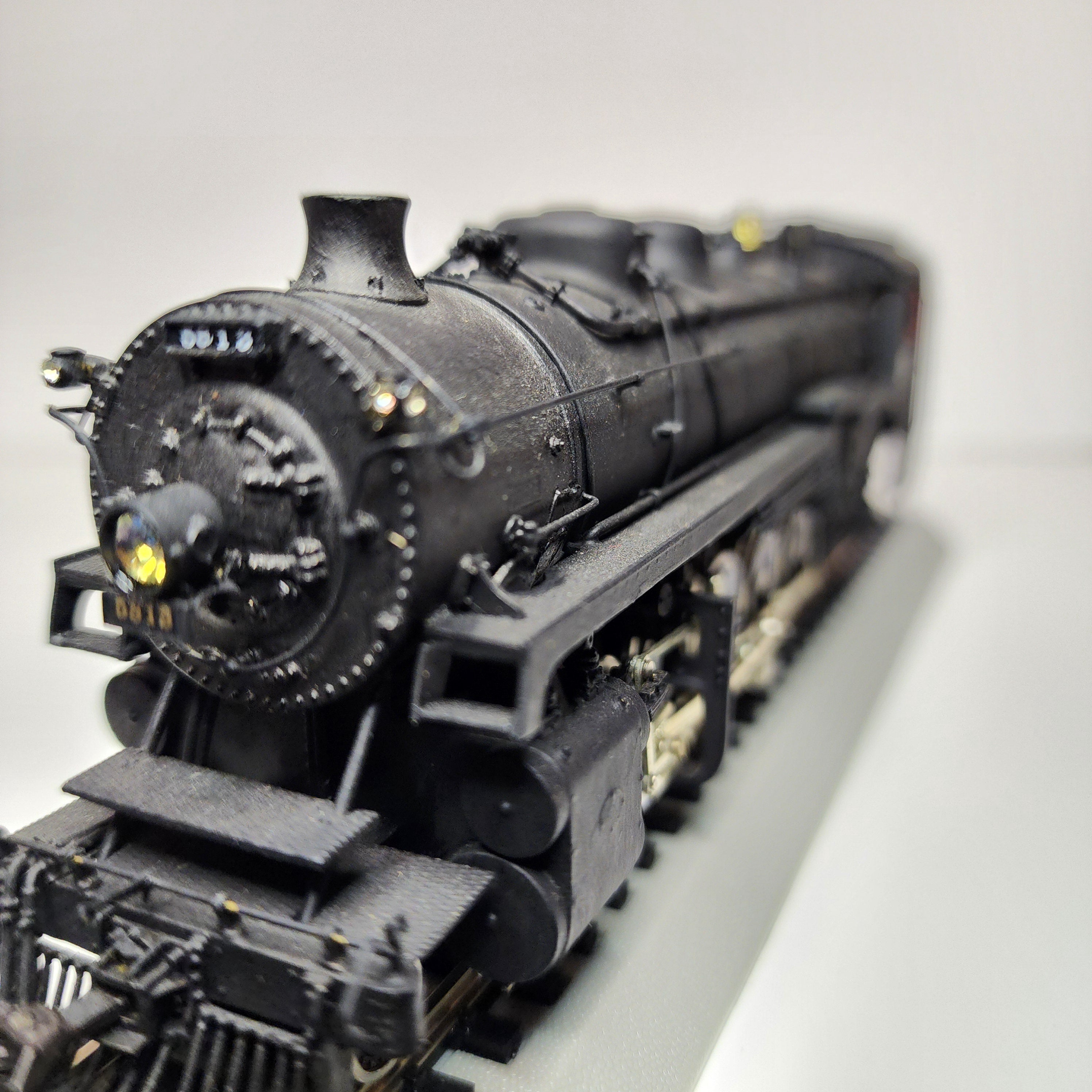 HO scale CPR #5800 2-10-2 S-2a Brass Locomotive Factory Painted (PREOWNED)