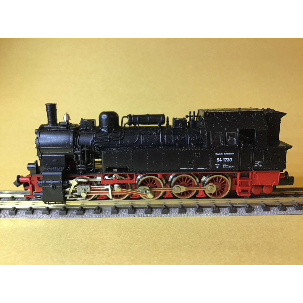 N Scale Steam Locomotive BR 94 1730 DB Black (PRE OWNED)