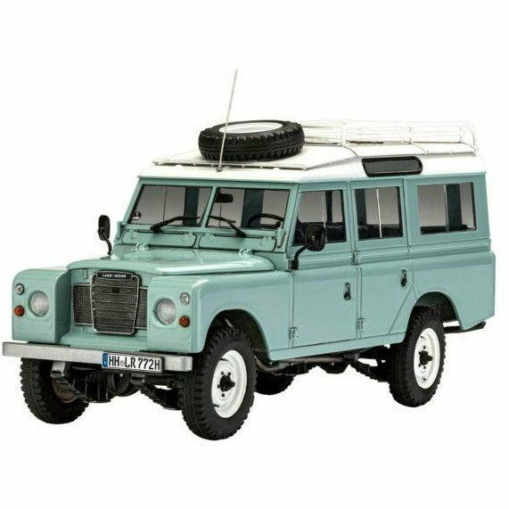 Land Rover Series III 109 1/24 Model Car Kit #4498 by Revell