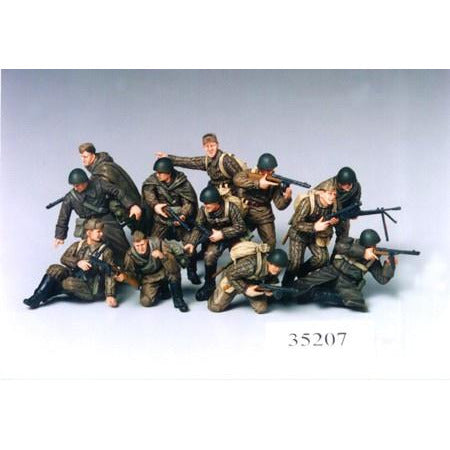 Soviet Russian Army Assault Infantry #35207 1/35 Figure Kit by Tamiya