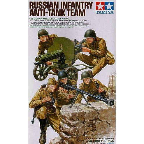 WWII Russian Infantry Anti-Tank Team #35306 1/35 Figure Kit by Tamiya