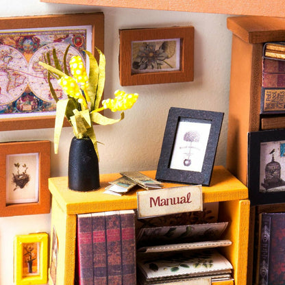 DIY House Sam's Study