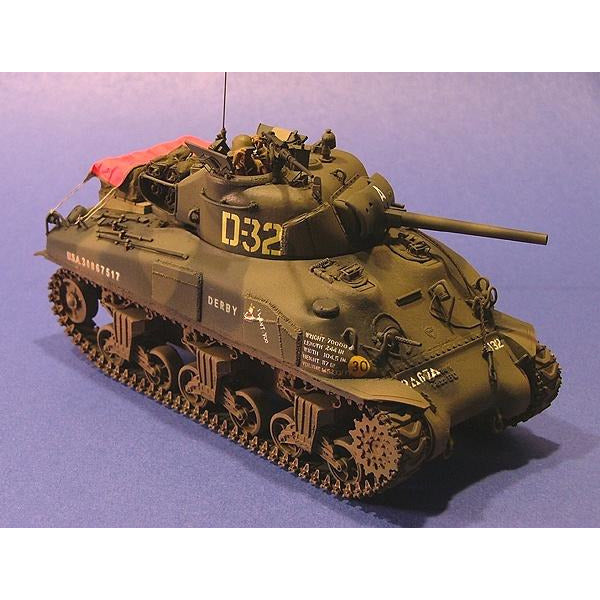 M4-A1 Sherman Tank 1/35 by Italeri