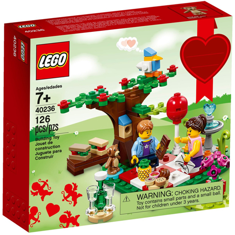 Lego Seasonal: Romantic Valentine Picnic 40236