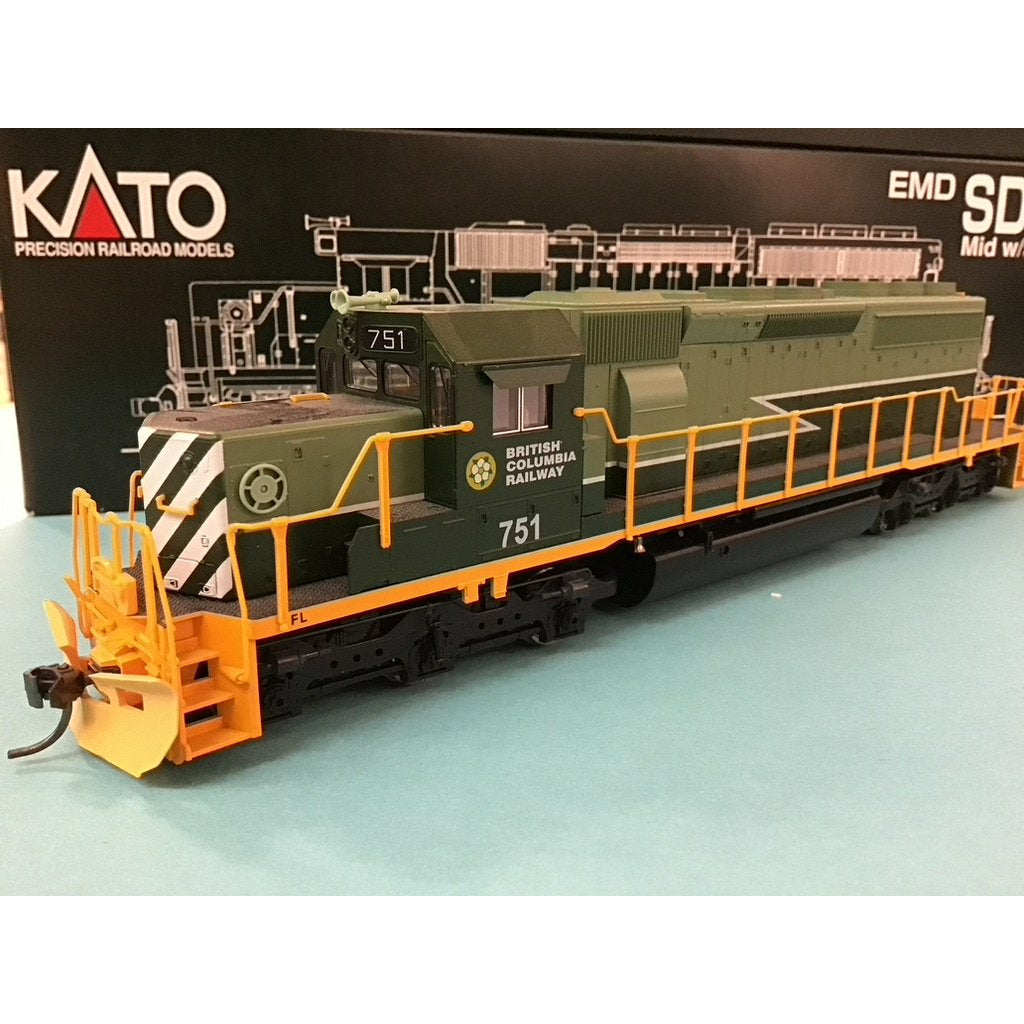 HO scale EMD SD40-2 Mid w/Snoot Nose (PRE OWNED)