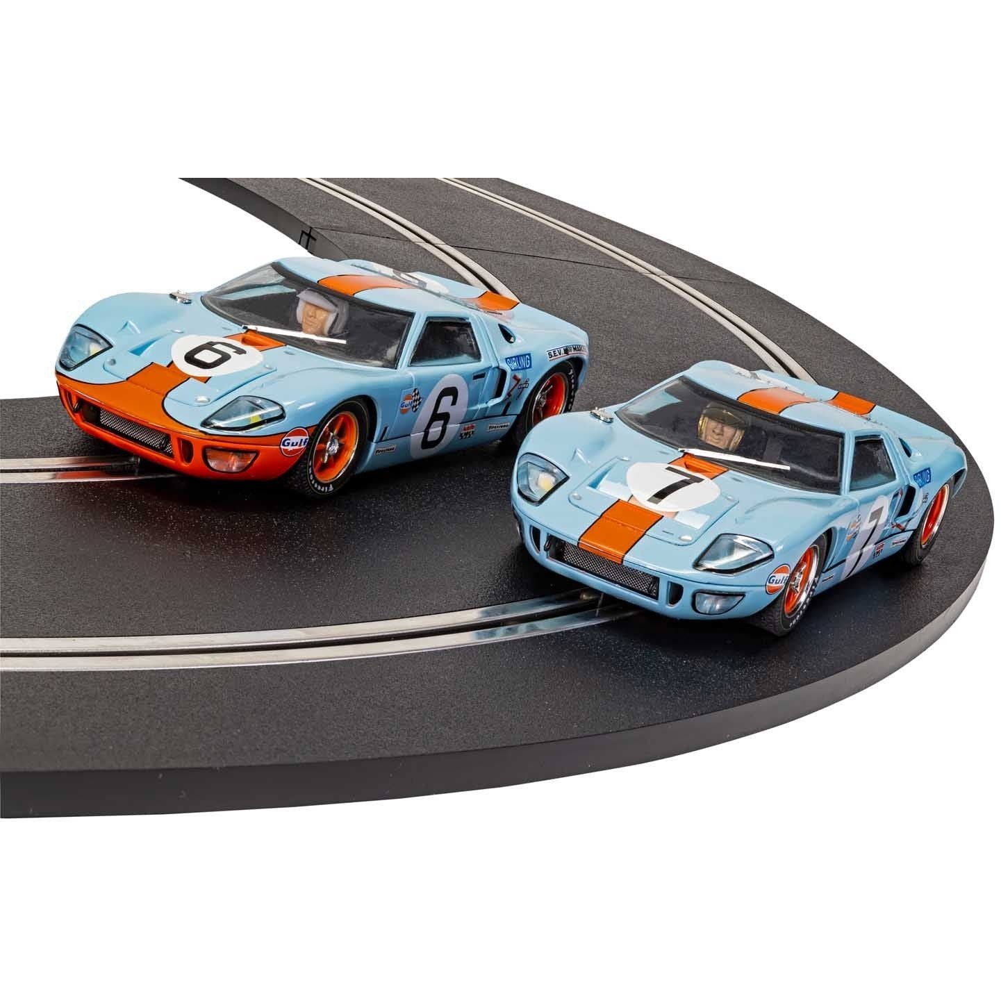 Scalextric Legends 1969 Gulf Racing GT-40 Twin Pack