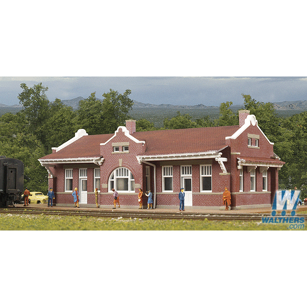 Santa Fe-Style Brick Depot [N]