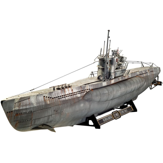 German Submarine Type VII C/41 1/72 Model Kit #5163 by Revell