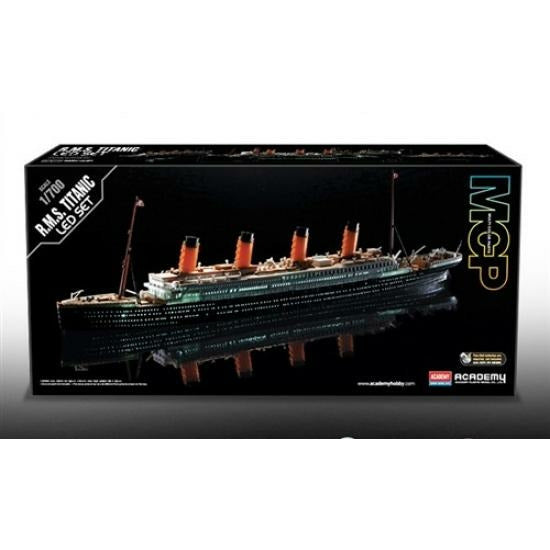 RMS Titanic & LED Set 1/700 Model Ship Kit #14220 by Academy
