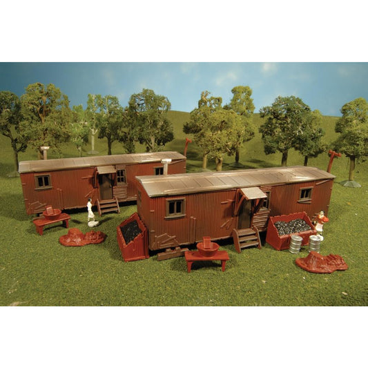 Railroad Work Sheds [HO]