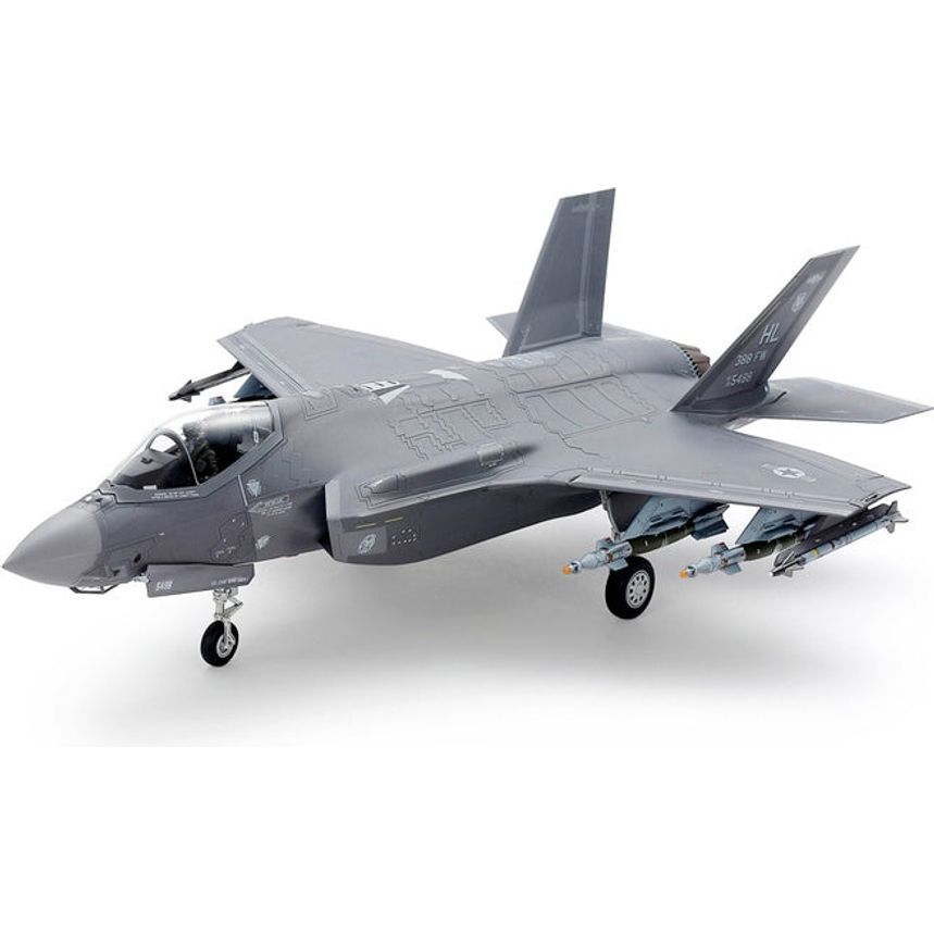 F-35A Lightning II 1/72 #60792 by Tamiya