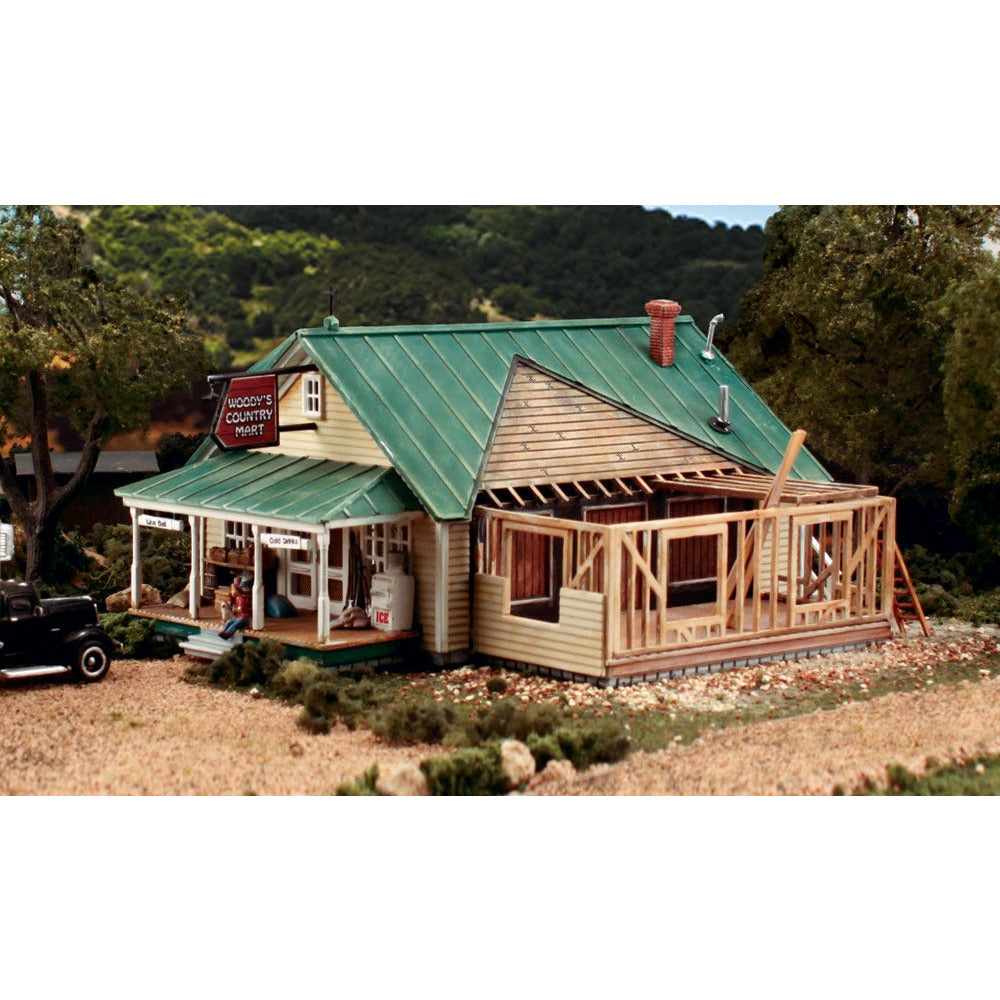 Woodland Scenics Woody's Country Mart (HO) WOO12900