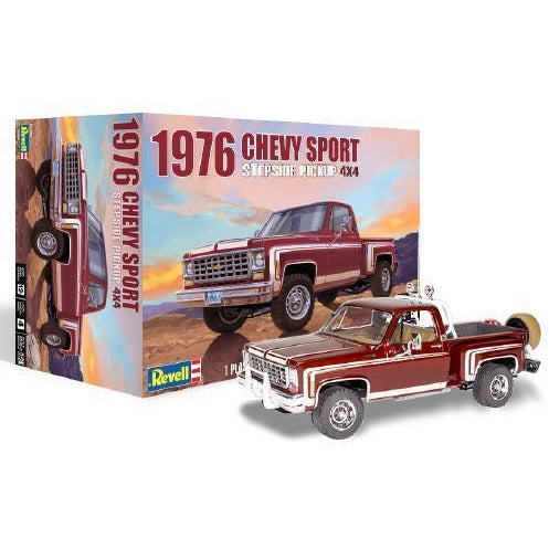 1976 Chevrolet Sport Stepside Pickup 4x4 1/25 Model Car Kit #4486 by Revell