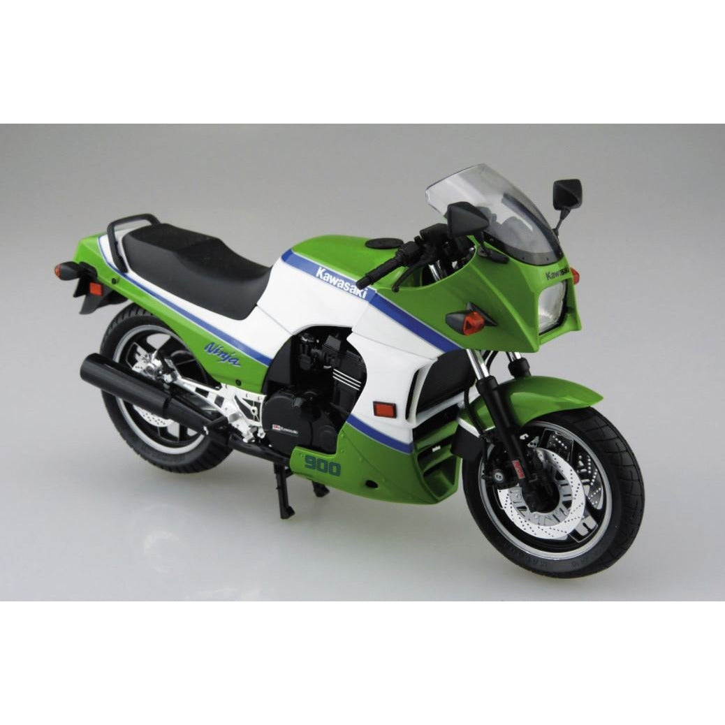 Kawasaki GPZ900R NINJA A2 1/12 Model Motorcycle Kit #53973 by Aoshima