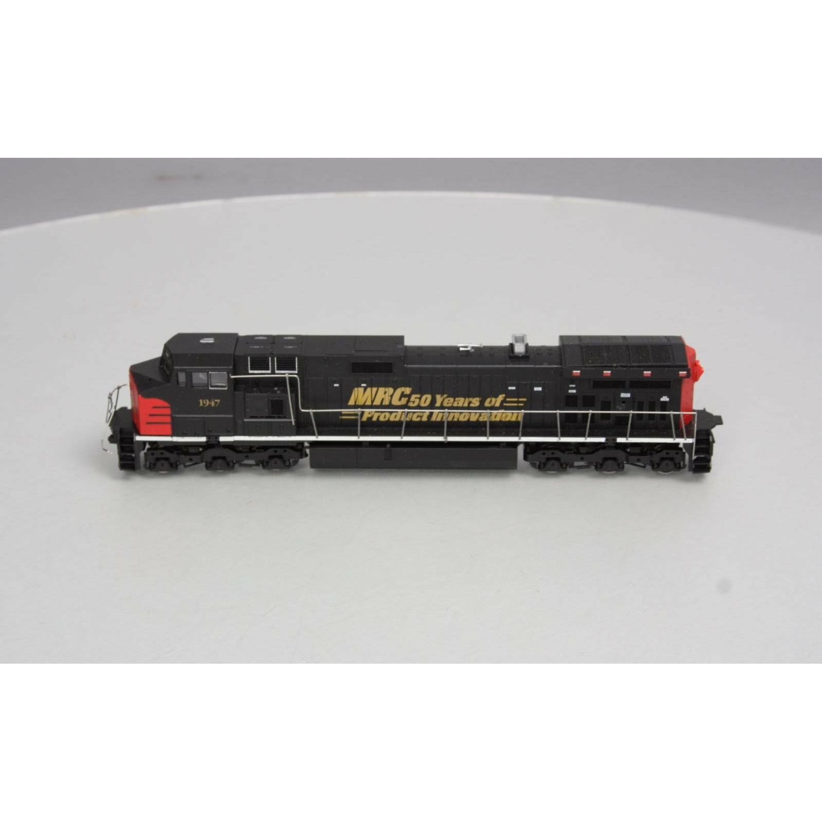HO Scale Limited Edition Dash 9 Locomotive 50 Years of Product Innovation