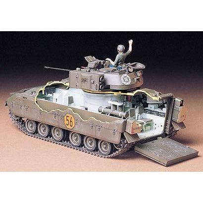 M2 Bradley 1/35 by Tamiya