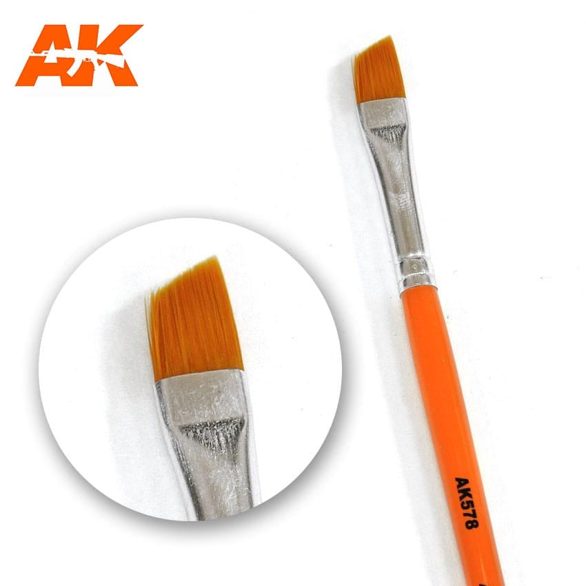 AK Interactive Diagonal Weathering Brush #AK-578