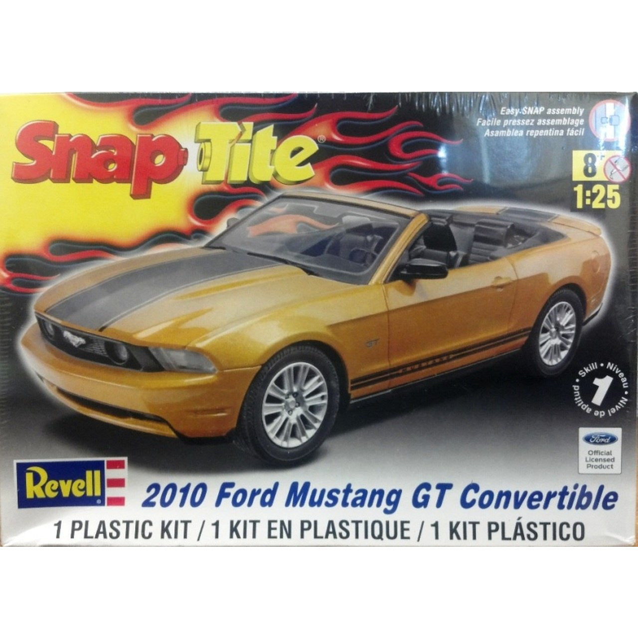 2010 Ford Mustang Convertible Snap Tite Kit 1/25 by Revell