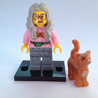 Lego Collectible Minifigures: The Lego Movie 71004 Mrs. Scratchen-Post