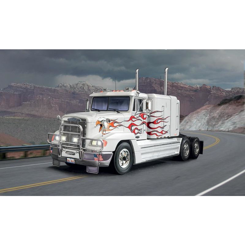 Freightliner FLD120 1/24 by Italeri