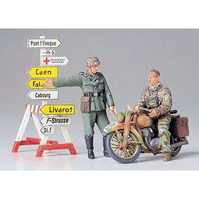WWII German Motorcycle Orderly Set #35241 1/35 Scenery Kit by Tamiya